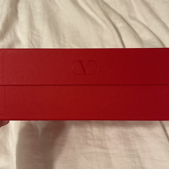 Valentino Box - Picture 3 of 8